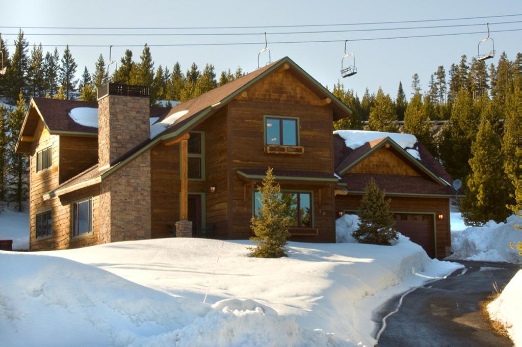 Twin Lift Lodge Big Sky Exterior photo